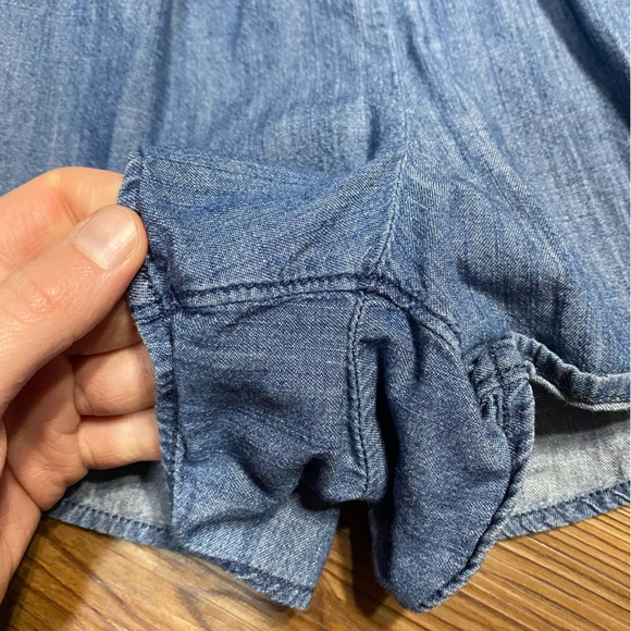 4/$16 Hollister Shorts - Picture 3 of 7